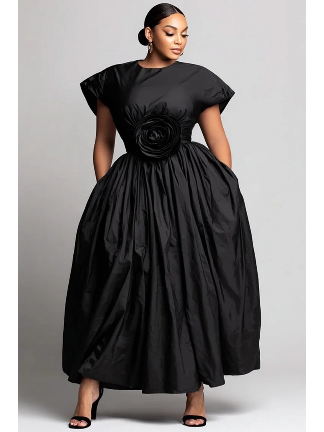 Tippet Line - Elegante Plus Size Gala-jurk met ronde